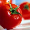 Caractéristiques et description de la variété de tomate La La Fa, son rendement