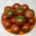 Ciri-ciri dan penerangan mengenai varieti tomato coklat, hasilnya