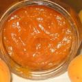 TOP 14 recipes for cooking canned apricots for the winter