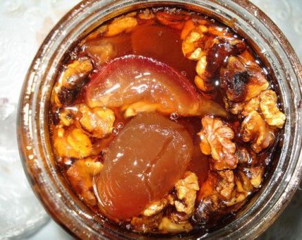 Une recette étape par étape pour la confiture de pommes aux noix