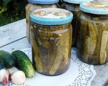 The most delicious recipe for pickling cucumbers in Polish for the winter