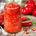 11 meilleures recettes pour cuisiner des tomates adjika pour l'hiver à la maison