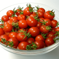 Description of the cherry tomato variety red, its characteristics and productivity