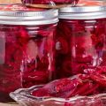 9 best recipes for harvesting beets for borscht for the winter at home