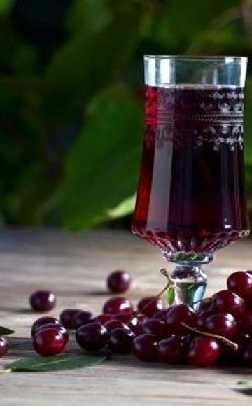 Nangungunang 9 simpleng mga recipe para sa lutong bahay na alak ng cherry