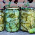 9 best recipes for canned cucumbers and onions for the winter