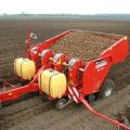 Types de planteuses de pommes de terre pour un tracteur à conducteur marchant, comment le faire soi-même, leurs avantages et leur principe de fonctionnement