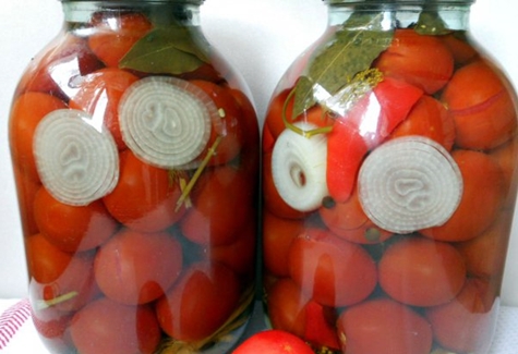 tomatoes with citric acid in a 2 liter jar