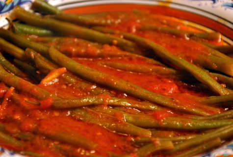 frijoles en salsa de tomate