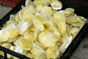 How to freeze potatoes in the freezer at home and is it possible