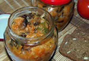 La receta para hacer una mezcolanza con hongos para el invierno te lamerá los dedos