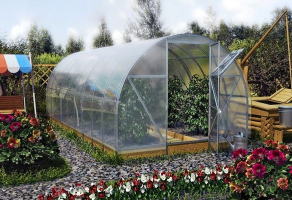 polycarbonate greenhouse