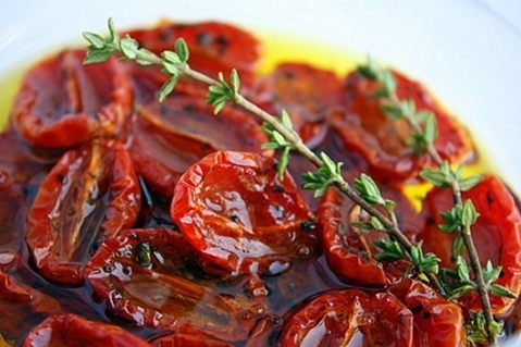 a dish of sun-dried cherry tomatoes