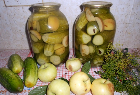 concombres aux pommes en pots