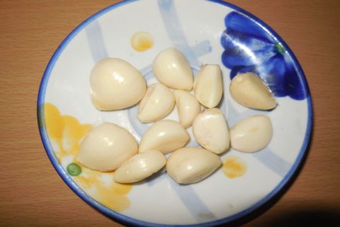 garlic for adjika