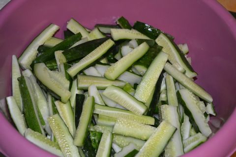 pickled cucumbers