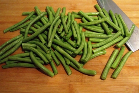 haricots asperges sur la table