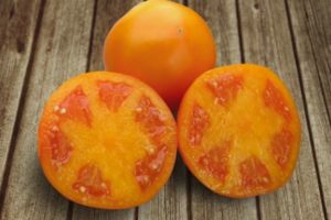 Description of the Aisan tomato variety and its characteristics