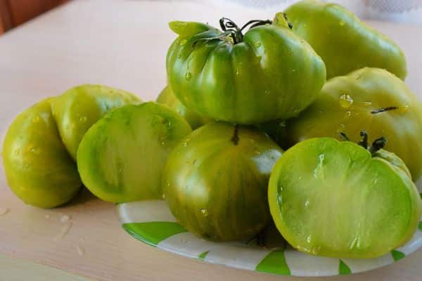 Green tomatoes