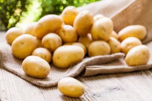 The benefits and harms of potatoes for human health