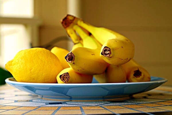 pisang dan lemon