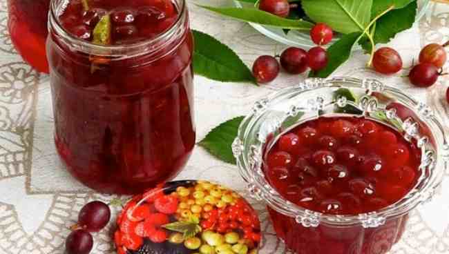 confiture dans un pot