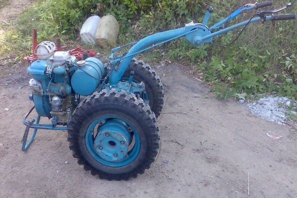 usine de tracteur