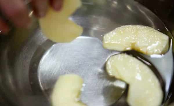 pommes dans un bol