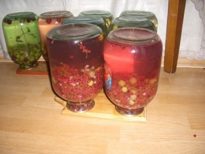 compote in jars