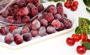 Comment bien congeler les cerises au réfrigérateur pour l'hiver et est-ce possible