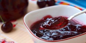 Recettes simples pour faire de la confiture de cerises pour l'hiver