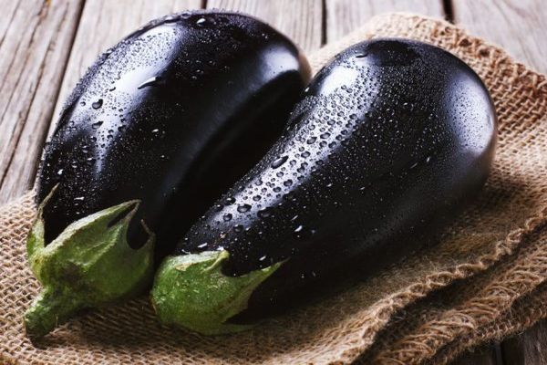 eggplant with drops