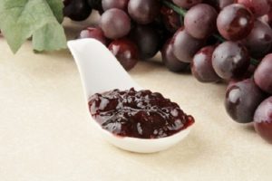 Recette étape par étape pour faire de la confiture de raisin pour l'hiver