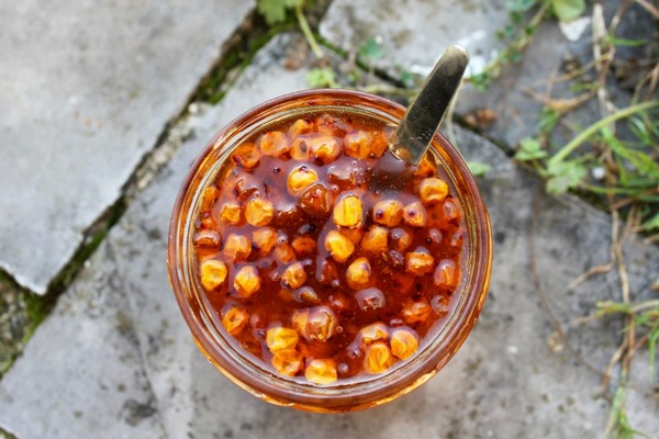 aparición de mermelada de espino amarillo