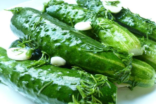 cucumbers with dill