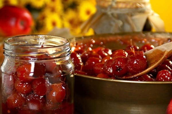 confiture de ranetki dans un bocal