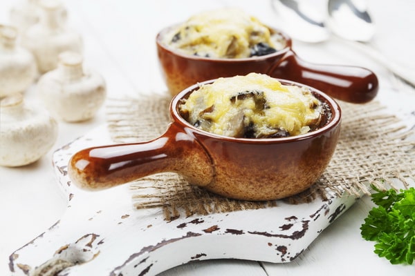 plat aux champignons au lait mariné