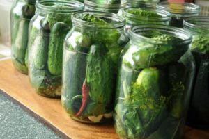 The main reasons why jars of cucumbers explode, how to save canning or redo, is it possible to eat