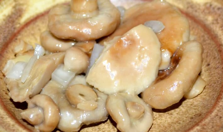 pickled mushrooms