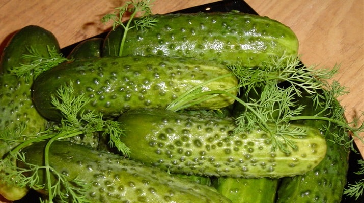 cucumbers with dill