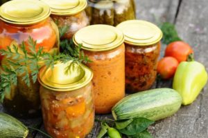 15 recetas paso a paso para un guiso de verduras para el invierno con y sin esterilización