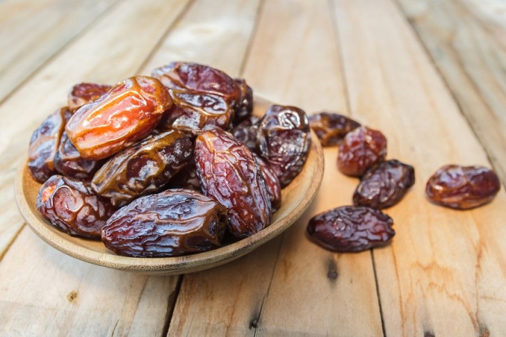 ripe dates