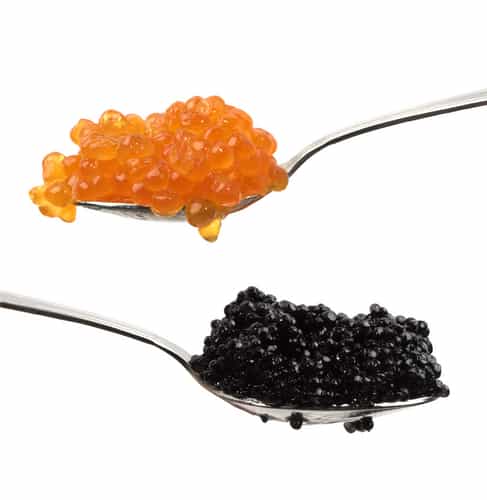 Apéritif royal au caviar rouge et noir