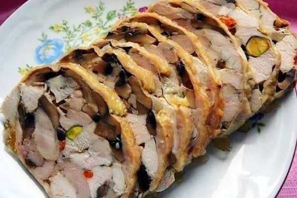 Receta de rollo de pollo navideño