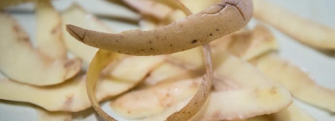 cáscaras de patata como fertilizante