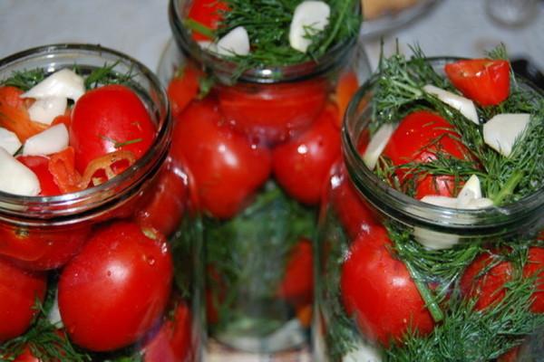 tomates à l'ail