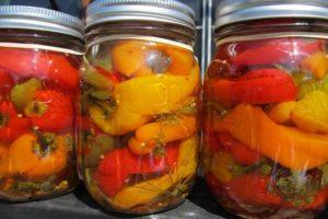 TOP 11 recetas simples para hacer pimientos en escabeche para el invierno