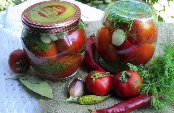 tomates enlatados