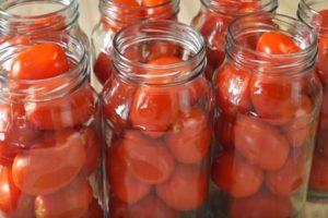 14 resipi terbaik untuk memasak tomato untuk musim sejuk di rumah