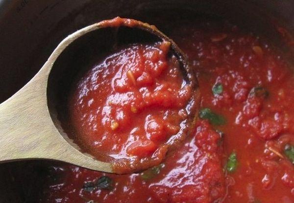 sauce in a slow cooker